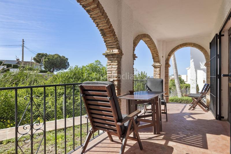 Foto bb502413-5cbc-478f-aa39-02320b5fe33d. Apartamento dos apartamentos en uno en venta en torremar en Benalmádena