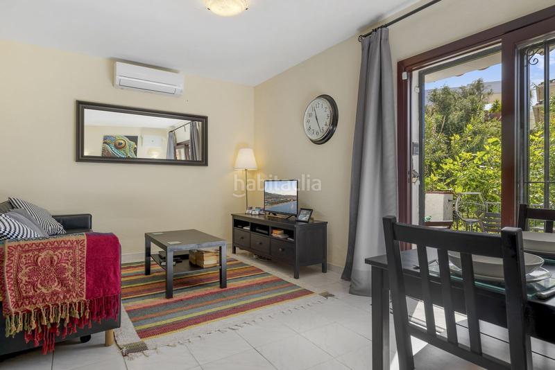 Foto e9639f5f-9485-4f71-b025-1f184f2b585b. Apartamento dos apartamentos en uno en venta en torremar en Benalmádena