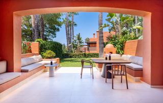 Casa adossada a Lomas de Marbella Club. Casa adosada en venta en altos de puente romano