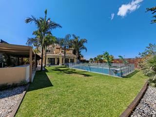 Casa a Santa Clara. Villa de golf en venta en santa clara