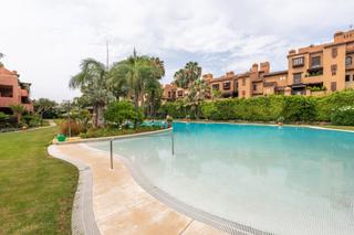 Àtic a Casasola. Atico dúplex en venta con piscina privada