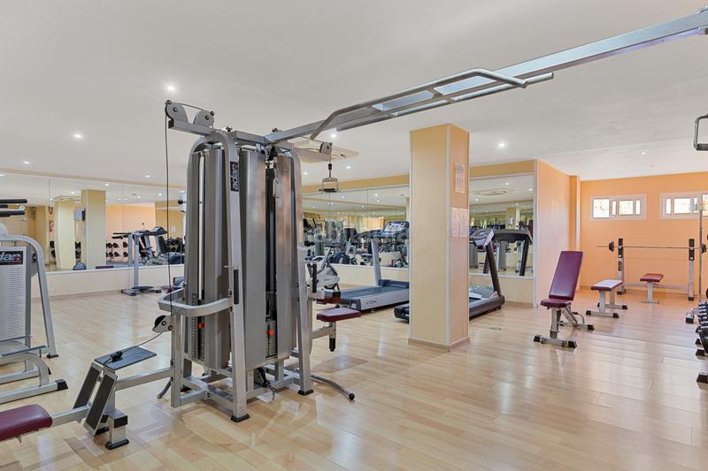 Foto a03fc774-d952-49f3-9974-f0859217a3f5. Penthouse with parking pool in Nueva Torrequebrada Benalmádena