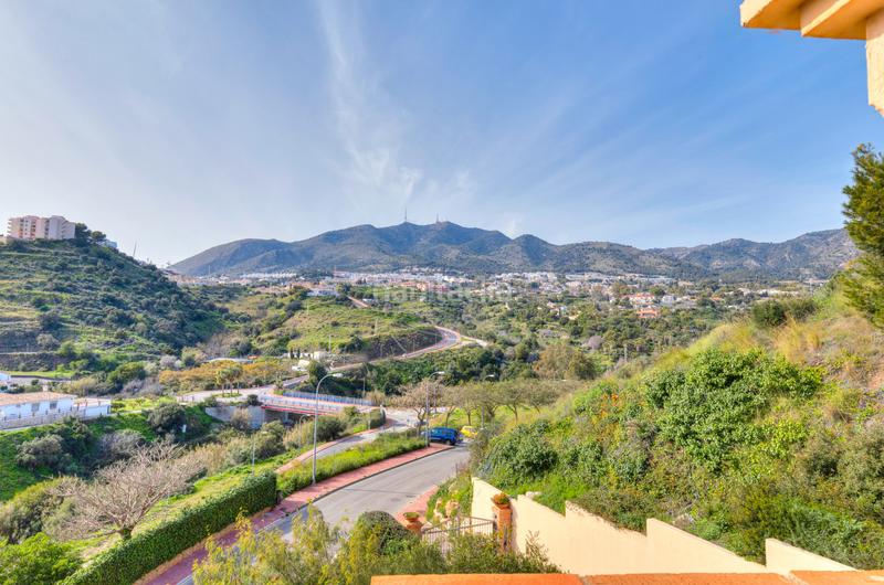 Foto b5251dc9-e504-4d59-b3da-58d6113cd7a4. Penthouse with parking pool in Nueva Torrequebrada Benalmádena