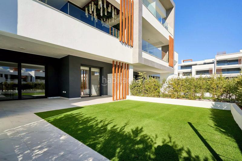 Foto 657635fe-4ef8-4715-9f93-69314e9ac0c7. Ground floor with parking pool in Cancelada Estepona