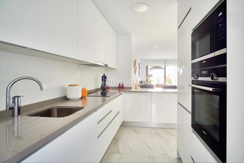 Foto 931c22d6-e766-4356-a992-10bb14581b43. Ground floor with parking pool in Cancelada Estepona