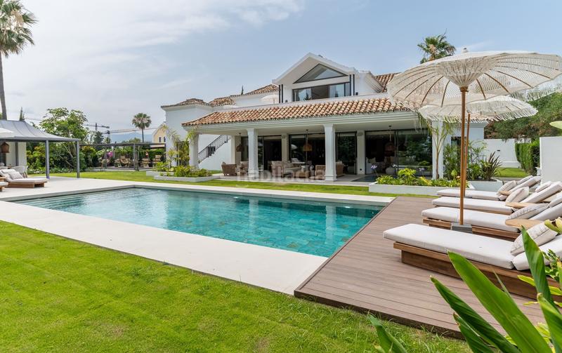 Foto 207284ee-6dfc-4496-ba34-2678fe066c19. Casa villa exclusiva en venta en atalaya en Nueva Atalaya Estepona
