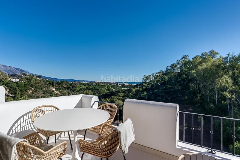 Foto 3d7c6642-8214-4530-9824-06fe2f39f32b. Apartamento  moderno en venta en los almendros en Benahavís