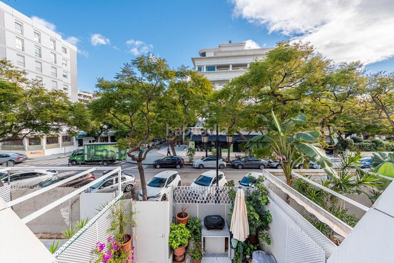 Foto b384b788-2661-475f-91cc-c5ed1e1b7da3. Dúplex amb aparcament piscina a Playa Bajadilla - Puertos Marbella