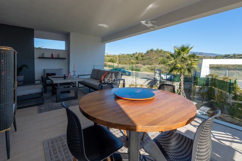 Foto 1a4106e5-e22c-454b-8bd6-8f785e5c3d84. Apartamento  en venta con las mejores comodidades en selwo en Estepona