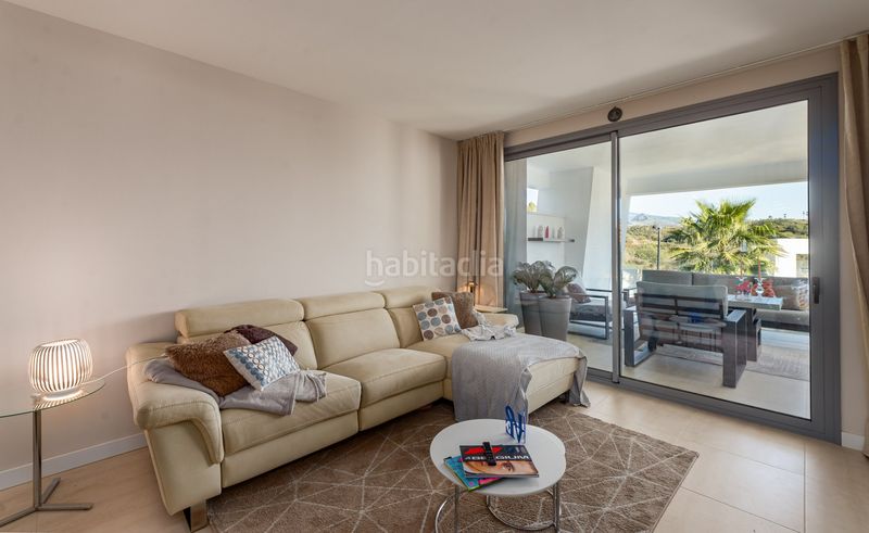 Foto 99ddd6a1-077f-445c-a083-335c4f746659. Apartamento  en venta con las mejores comodidades en selwo en Estepona