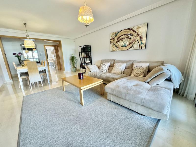 Foto 4bb9c873-4b73-48e1-ab8d-03ccb521d0ea. Appartement mit parking pool in San Pedro de Alcántara Pueblo Marbella