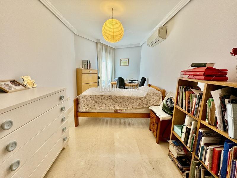 Foto 4c8d926e-aa4c-4a3b-bc72-39a1ce9c89c0. Appartement mit parking pool in San Pedro de Alcántara Pueblo Marbella