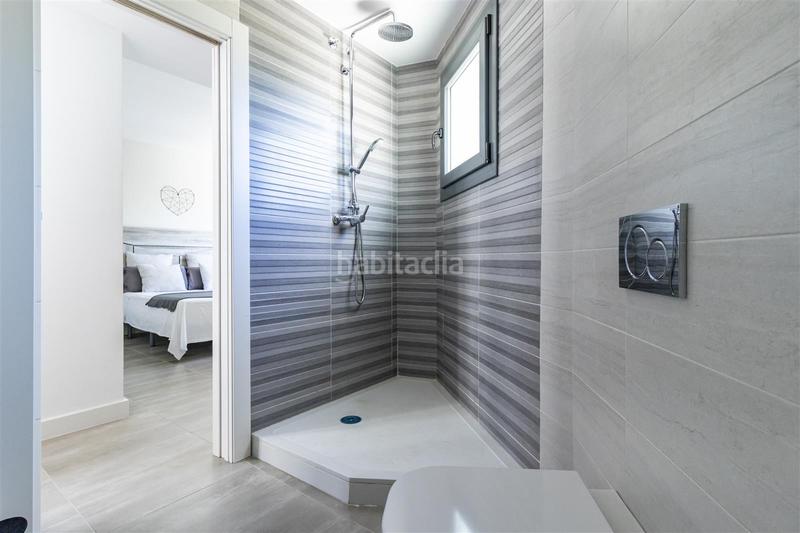 Foto 51c12885-0acd-46ac-a3a6-d1d2480357b2. Casa a schiera con parcheggio piscina in San Pedro de Alcántara Pueblo Marbella