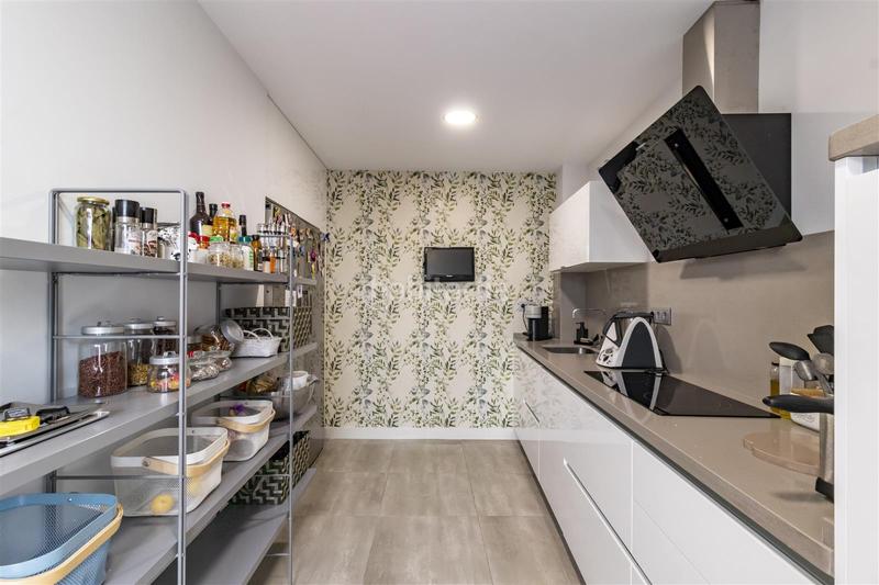 Foto 9d63e64f-c341-421d-8ad1-c297c7be8cfc. Casa a schiera con parcheggio piscina in San Pedro de Alcántara Pueblo Marbella