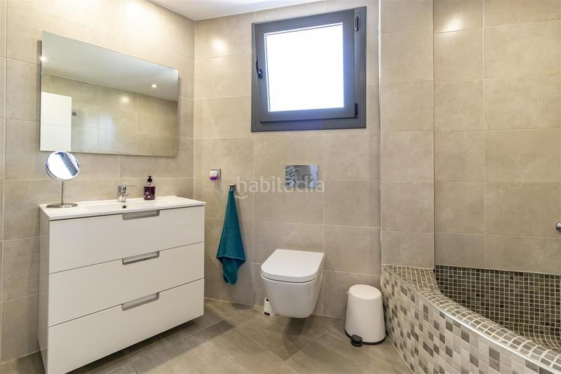 Foto c55aae53-5521-4c3a-a24c-ad1855be9f18. Casa a schiera con parcheggio piscina in San Pedro de Alcántara Pueblo Marbella