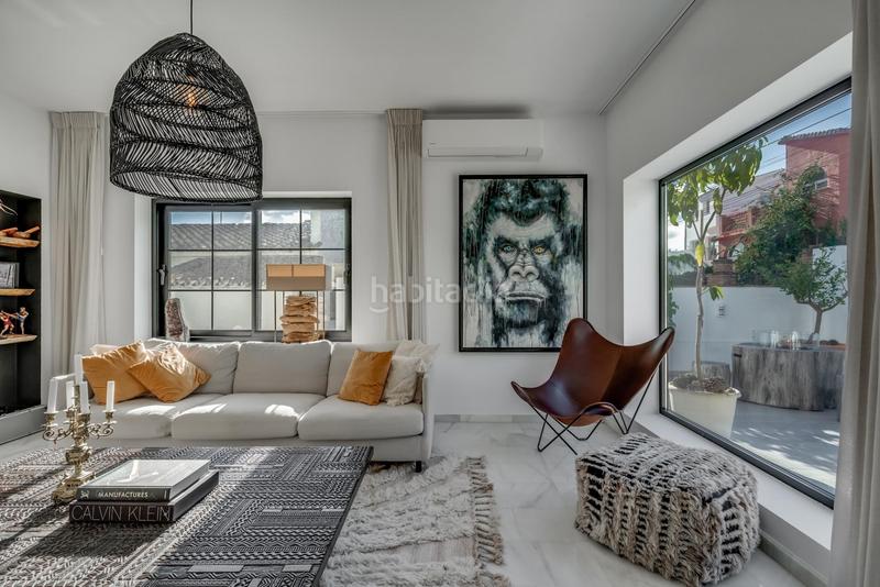 Foto 1816bddf-40c2-4298-bbfa-d906a35417d1. Casa con parcheggio piscina in Nueva Andalucía centro Marbella