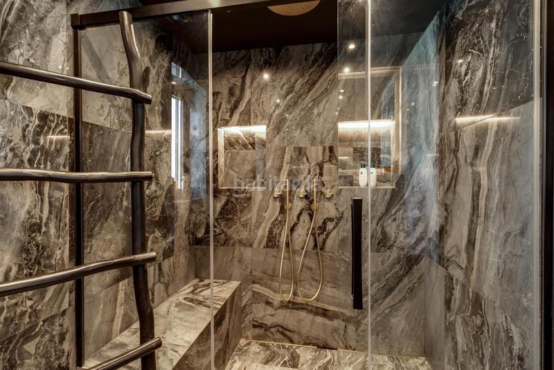 Foto 8ec40b09-51aa-4183-b558-bdef887bd318. Casa con parcheggio piscina in Nueva Andalucía centro Marbella