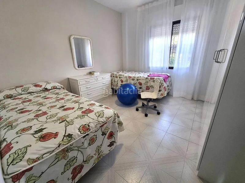 Foto fe4266e5-773d-4894-9e51-a71b8e27a1a4. Casa con parcheggio piscina in Nueva Andalucía centro Marbella