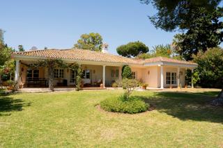 Maison à Paraiso - Barronal. Villa y parcela con proyecto en venta en el paraíso, estepona.