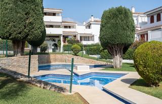 Maison jumelée à Villacana - Costalita - Saladillo. Elegante casa adosada en costalita en venta