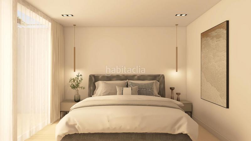 Foto 81316e70-2e15-46ab-a65d-e39b725b4cbf. Dúplex apartamento dúplex en venta en el paraíso, este. en Estepona