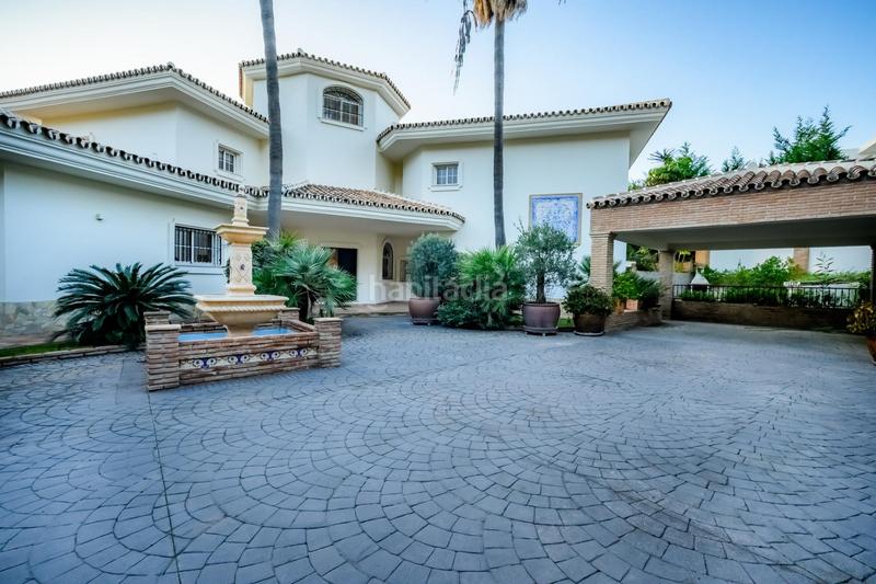 Foto 2bfd29be-b248-4691-986e-d616e06b5890. Haus mit parking pool in Nueva Andalucía centro Marbella