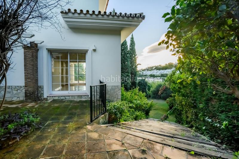 Foto 42b2cfe4-57fd-49c0-8277-3bc99981c222. Haus mit parking pool in Nueva Andalucía centro Marbella