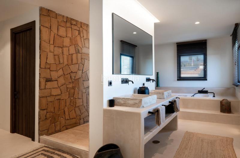 Foto b264177f-4e07-4bad-899f-6ee4e0efb5e0. Casa con parcheggio piscina in La Concha - Resina Golf Estepona