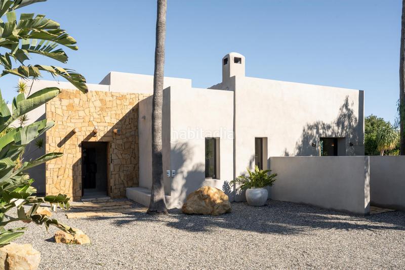 Foto df402443-0667-4cfc-a827-b3f8c2ed25c1. Casa con parcheggio piscina in La Concha - Resina Golf Estepona