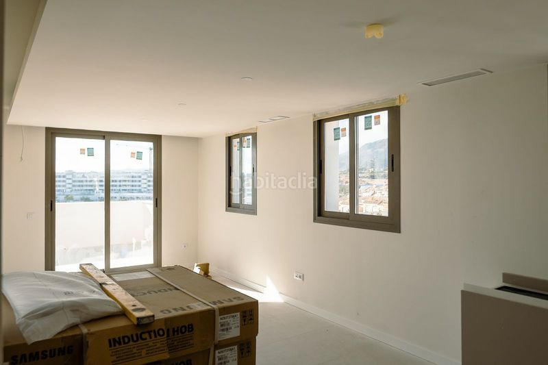 Foto df41909c-6edf-449e-b951-57001ec428fc. Àtic amb aparcament piscina a Centro Estepona