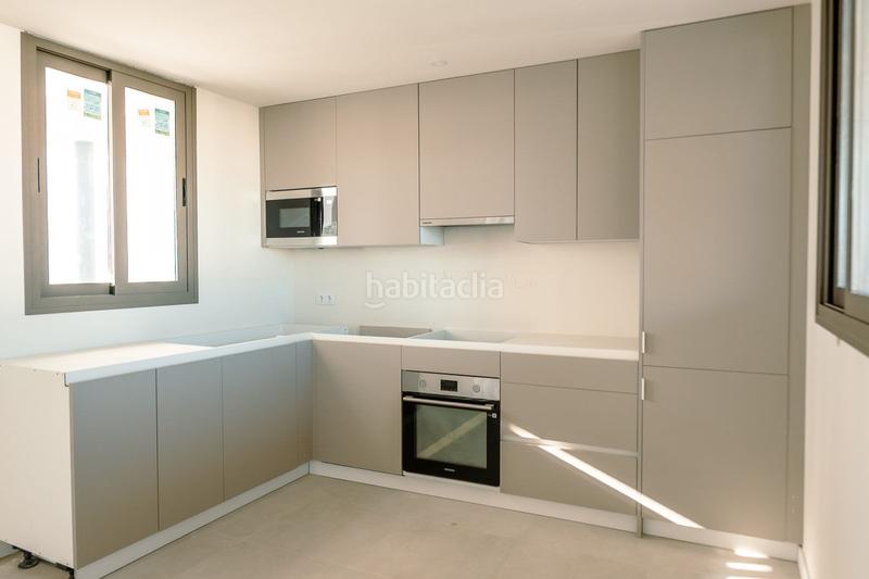 Foto 58a51c14-b0b8-49a3-88b5-8ffec9ea4bab. Apartament amb aparcament piscina a Centro Estepona