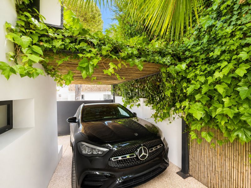 Foto ad0cd9b5-9e9f-4128-81a4-ab45871705a5. Casa amb aparcament piscina a Nueva Andalucía centro Marbella