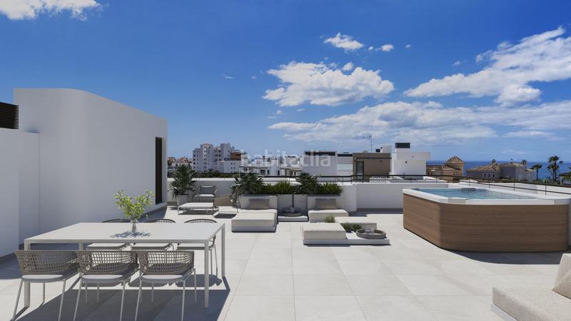 Foto d48ed1aa-05ca-4fa6-93d6-0c77112d8353. Appartement avec parking piscine dans Parque Central Estepona
