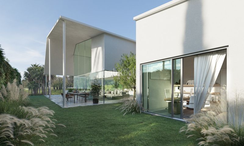 Foto c5f94114-45ad-4ce0-839e-f0adac30187f. Casa amb calefacció aparcament piscina a El Higuerón Fuengirola
