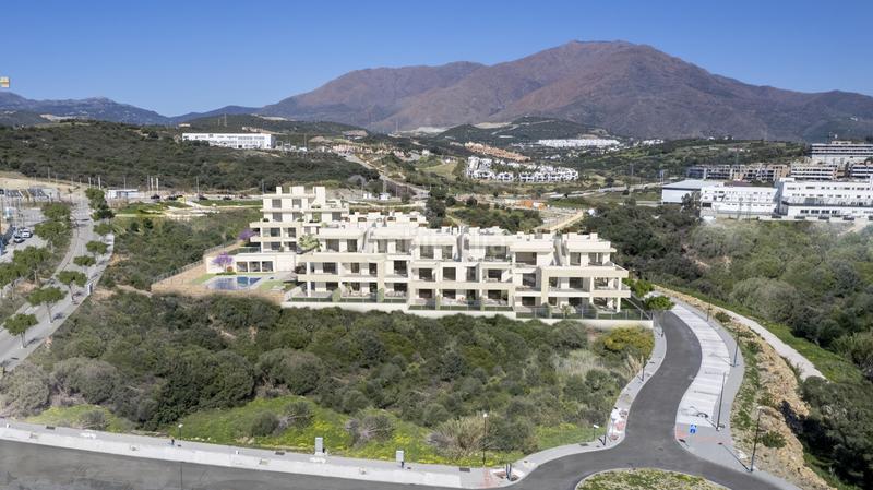 Foto dc59ec9b-2cea-43a8-9a4c-55033353a774. Ático apartamento en venta en Centro Estepona