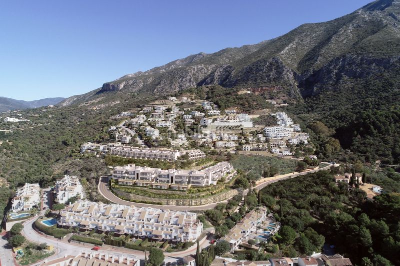 Foto be6a2b1a-b413-42fa-b489-67ce79a6f318. Apartament amb aparcament piscina a Istán