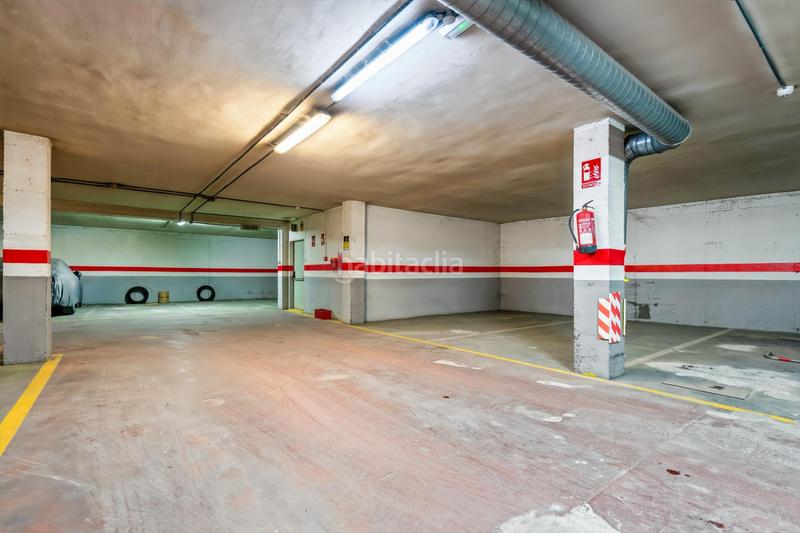 Foto 0a1e2c70-85d5-460c-8be6-a9560dc2affe. Posto auto in calle calle ferrocarril in Ciudad Jardín - Tagarete - El Zapillo Almería