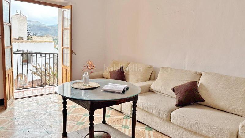 Foto a7a0a5b3-64aa-4bb8-bc20-ea914175bcdb. Casa a calle rabitillas 11 a Ugíjar