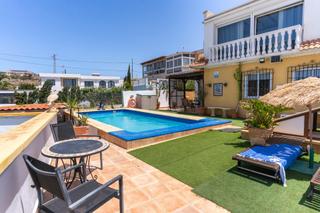 Xalet a Calle federico ii de prusia 6. Castel del rey tu paraíso exclusivo con vistas al mar y la monta