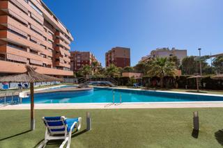 Location Appartement  Calle arbol del caucho 48. Alquiler de vivienda de octubre 2025 a junio 2026  zona juegos d