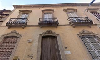 Casa  Calle alvarez castro 26. Una joya arquitectónica con historia y potencial ilimitado en el