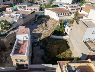 Terreny residencial a Calle del Médico Cristóbal López Rodríguez 18