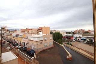 Appartement à Calle sierra de laujar 1. Oportunidad en almería! vivienda  lista para entrar a vivir