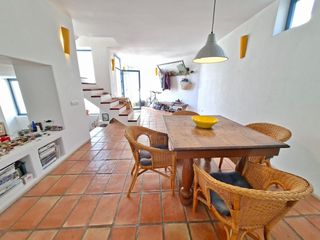Casa a Barrio barrio presillas. Casa mediterranea, luz y tranquilidad a 3 km de la playa