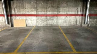 Parking coche en Calle lentisco 51. Oportunidad en almería  plazas de garaje en una zona con gran pr