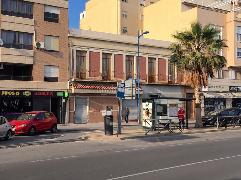 Foto 15962082-436d-4e6b-8411-86c27228309b. Edifici a carretera de málaga 21 a La Chanca - Pescadería Almería