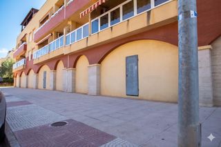 Lloguer Local Comercial  Calle de la costa verde 10. Oportunidad única local estratégico junto a la playa en aguadulc