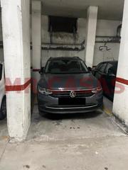Aparcament cotxe  Avinguda de l'estatut. Pk en venta