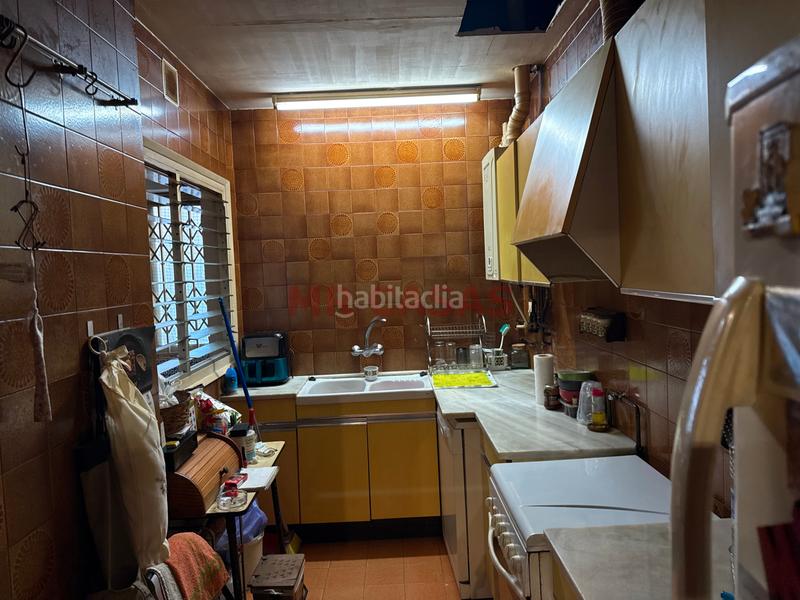 Foto 3ebaff22-25ec-45be-bf65-27c4082b4d24. Maison jumelée avec chauffage parking dans Centre Rubí