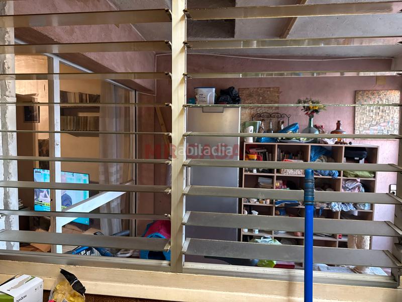 Foto 5d1f7d5a-724d-4f67-ba19-0d5868c49729. Maison jumelée avec chauffage parking dans Centre Rubí